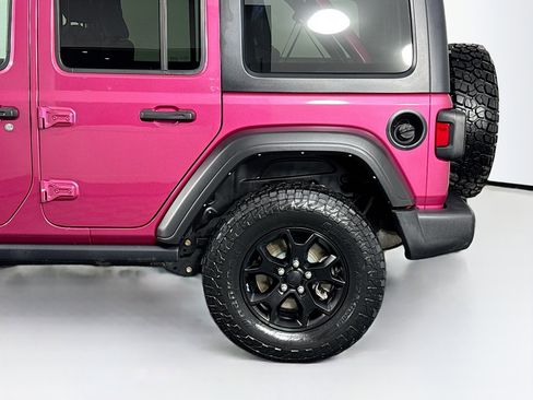 Used 2022 Jeep Wrangler Unlimited Sport image 40