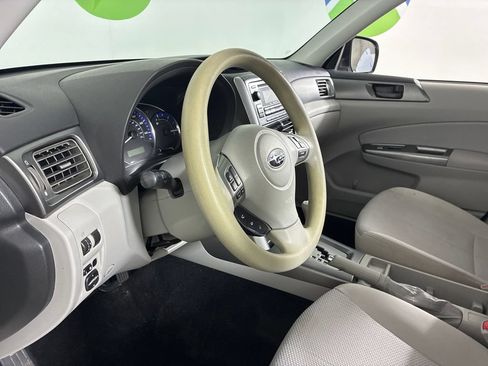 Used 2013 Subaru Forester 2.5X AWD/4WD image 23