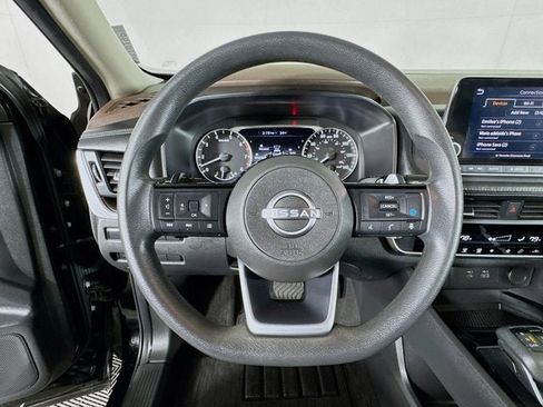 Certified 2023 Nissan Rogue SV image 10