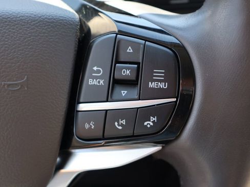 Used 2022 Ford Explorer Platinum w/ Equipment Group 601A AWD/4WD image 7