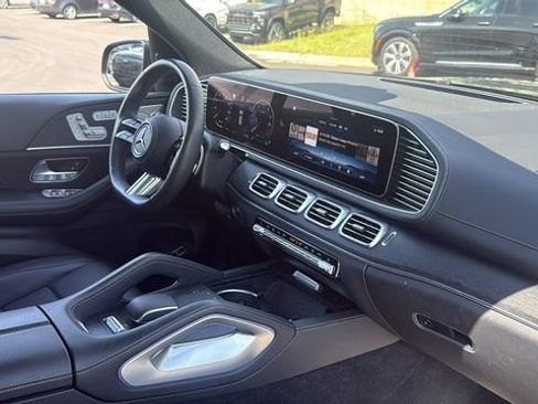 Certified 2024 Mercedes-Benz GLS 450 4MATIC image 11