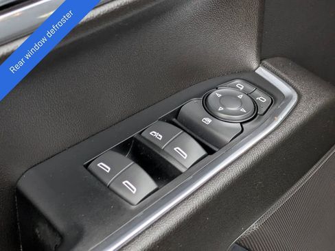 Certified 2024 GMC Sierra 1500 Elevation image 16