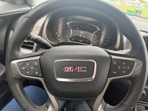 Used 2024 GMC Terrain AT4 w/ Tech Package AWD/4WD image 10