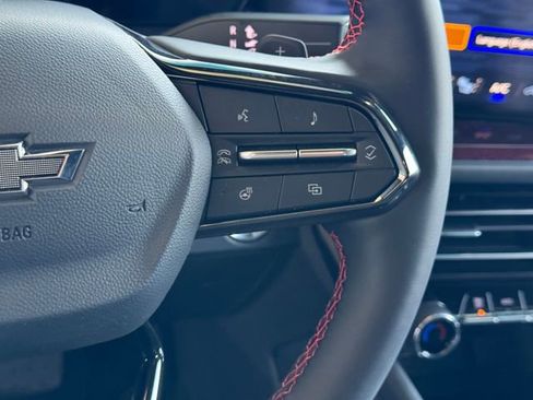 New 2026 Chevrolet Traverse RS w/ LPO, Floor Liner Package FWD image 18