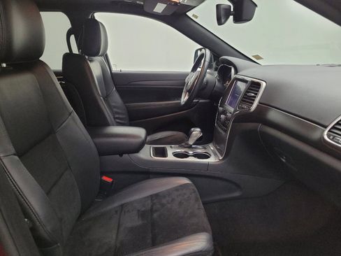 Used 2018 Jeep Grand Cherokee Altitude AWD/4WD image 21