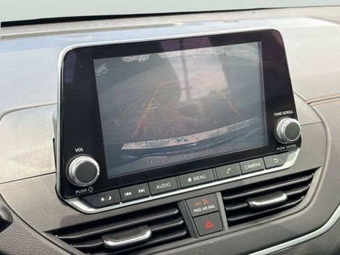 Used 2020 Nissan Altima 2.5 SR FWD image 26