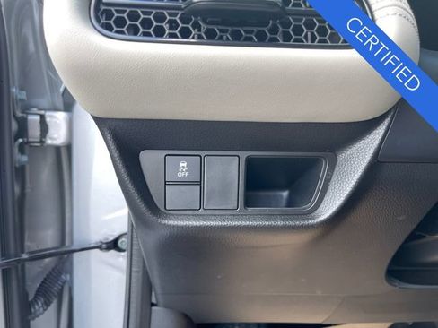 Certified 2024 Honda HR-V LX image 19