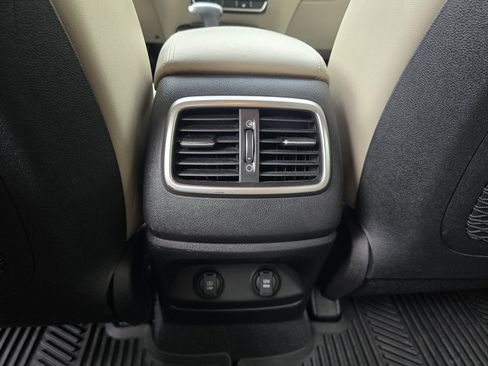 Used 2019 Kia Sorento EX AWD/4WD image 25