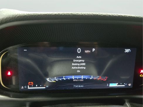 Used 2023 Jeep Wagoneer L Series II image 13