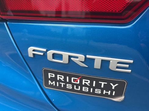 Used 2023 Kia Forte GT-Line FWD image 17