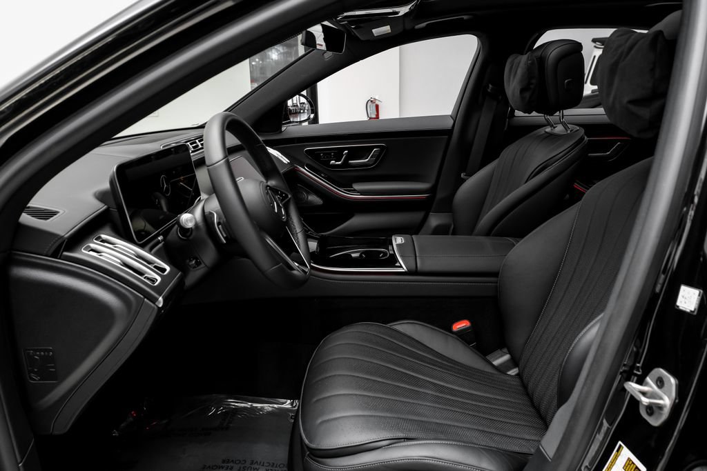 Used 2025 Mercedes-Benz S 500 4MATIC image 6