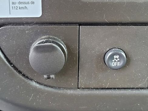 Used 2019 GMC Savana 3500 Extended w/ Driver Convenience Package image 14