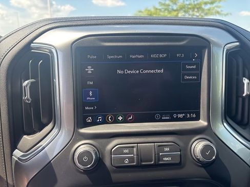Used 2020 Chevrolet Silverado 1500 RST AWD/4WD image 8