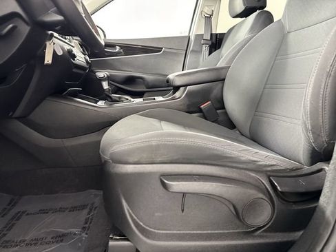 Used 2020 Kia Sorento LX AWD/4WD image 20