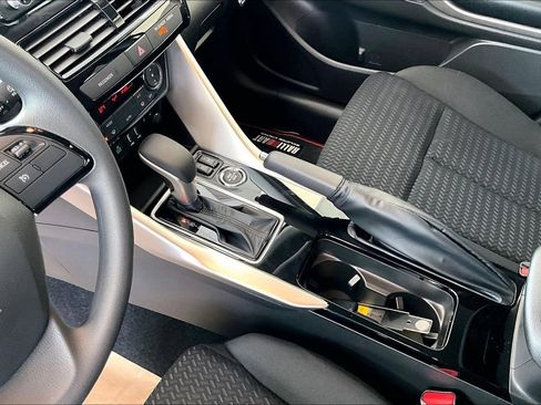 New 2026 Mitsubishi Eclipse Cross AWD image 8
