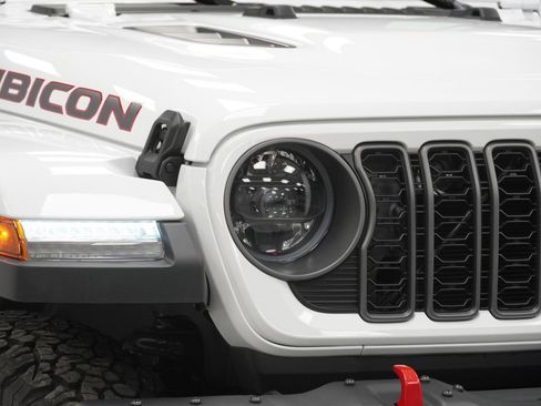 Used 2026 Jeep Wrangler Unlimited Rubicon image 5