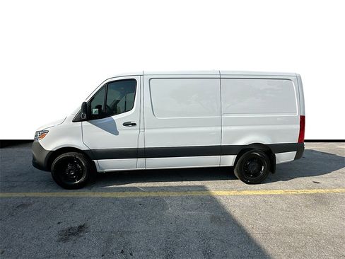 New 2025 Mercedes-Benz Sprinter 2500 image 4