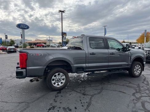 Used 2024 Ford F250 XLT image 5