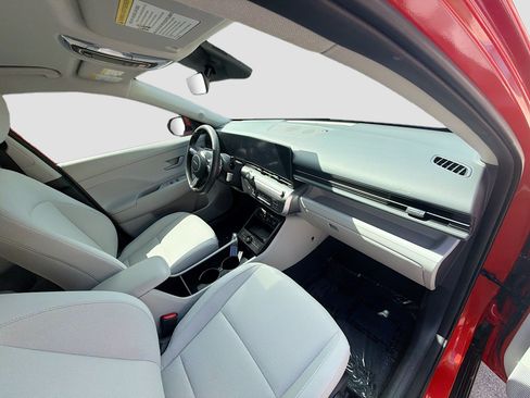 Used 2024 Hyundai Kona SEL w/ Convenience Package FWD image 30