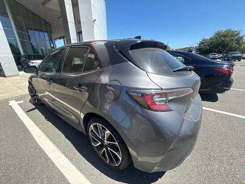 Used 2022 Toyota Corolla XSE FWD image 5
