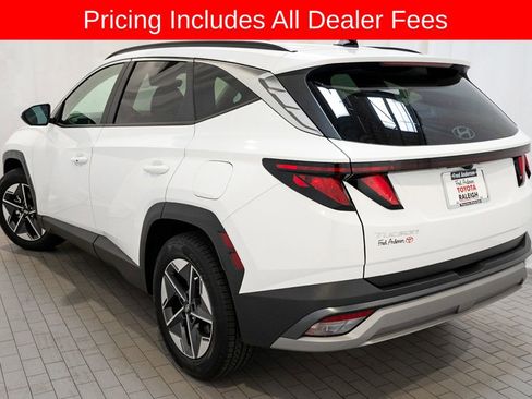 Used 2026 Hyundai Tucson SEL FWD image 3