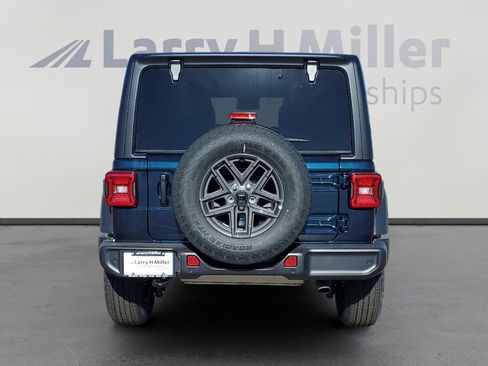 New 2025 Jeep Wrangler Sport S image 5