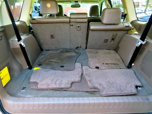 Used 2016 Lexus GX 460 w/ Premium Package image 40