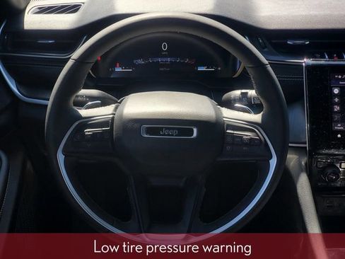 Used 2024 Jeep Grand Cherokee L Altitude image 35