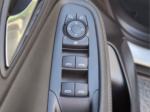 Used 2025 Buick Encore GX Preferred image 16