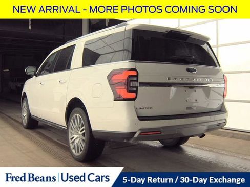 Used 2023 Ford Expedition Max Limited image 6