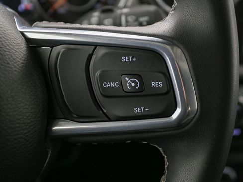 Used 2023 Jeep Wrangler Sahara image 41