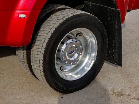 Used 2022 Ford F450 Limited w/ FX4 Off-Road Package image 59