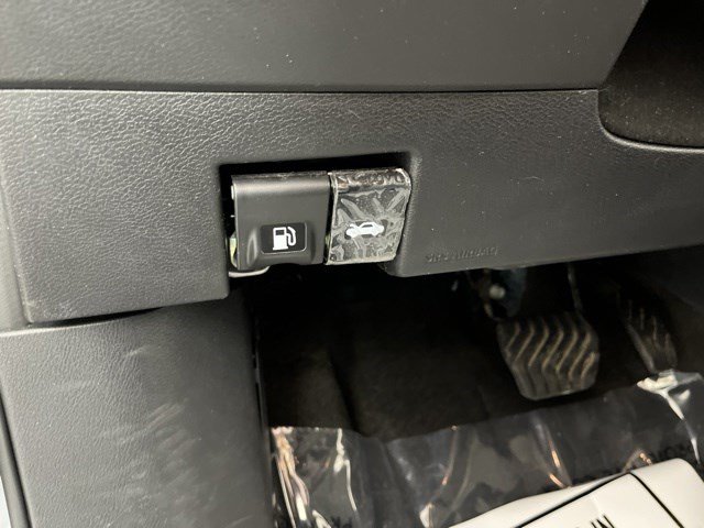 Used 2023 Nissan Kicks SV FWD image 26