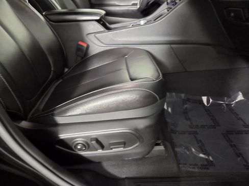 Certified 2024 Jeep Grand Cherokee L Limited w/ Luxury Tech Group II image 35