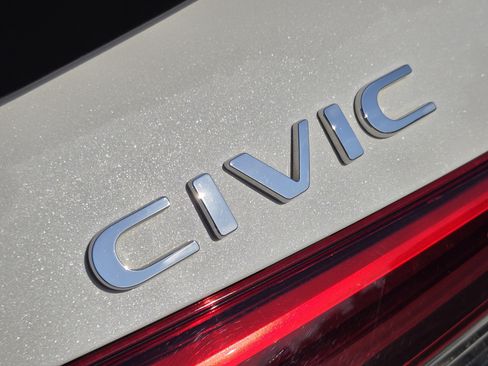 Certified 2024 Honda Civic Sport image 12