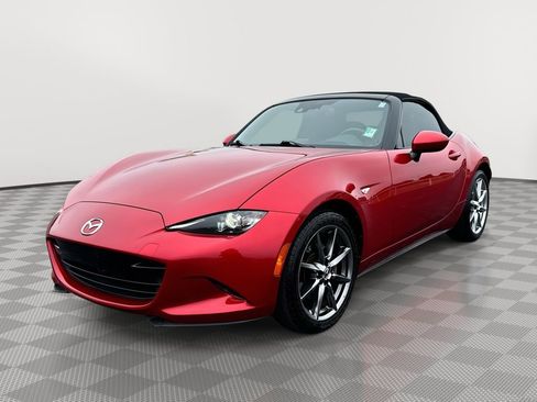 Used 2017 MAZDA MX-5 Miata Grand Touring RWD image 1