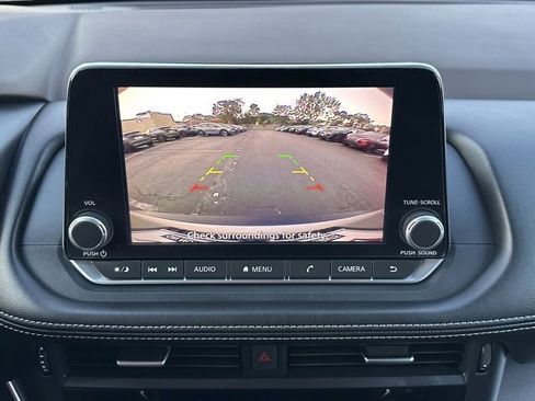 Certified 2023 Nissan Rogue SV image 29