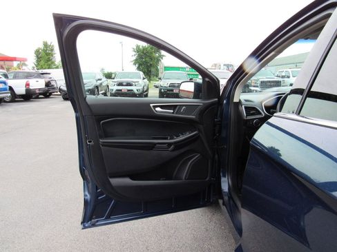 Used 2017 Ford Edge SEL w/ Equipment Group 201A AWD/4WD image 12
