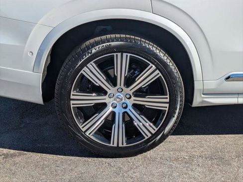 Used 2025 Volvo XC90 B6 Plus w/ Protection Package Premier image 9