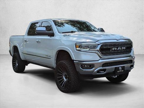 Used 2021 RAM 1500 Limited AWD/4WD image 3