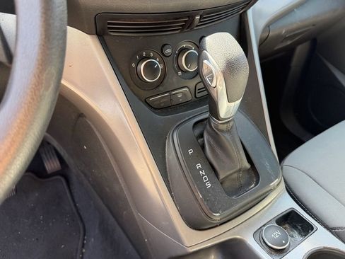 Used 2016 Ford Escape SE image 11