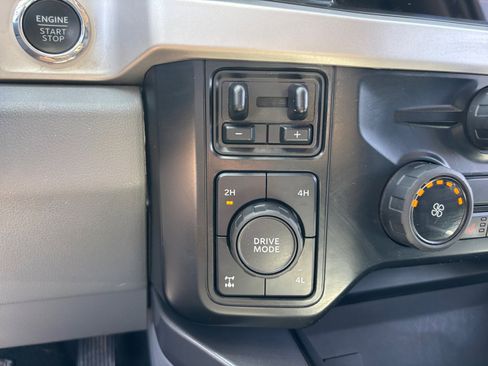 Used 2023 Ford F250 XLT w/ XLT Premium Package AWD/4WD image 28