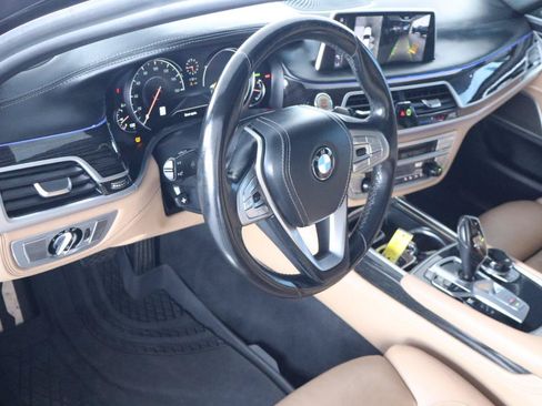 Used 2017 BMW 740i RWD image 14