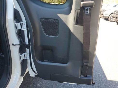 New 2026 Nissan Frontier S image 7