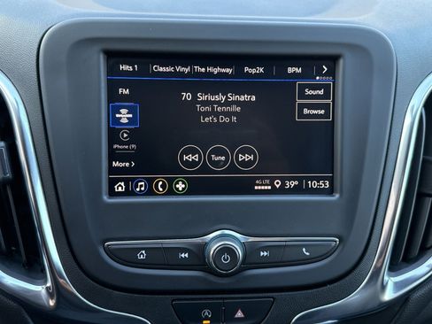 Used 2022 Chevrolet Equinox LT image 18