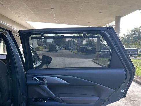 Used 2022 MAZDA CX-9 Signature image 39