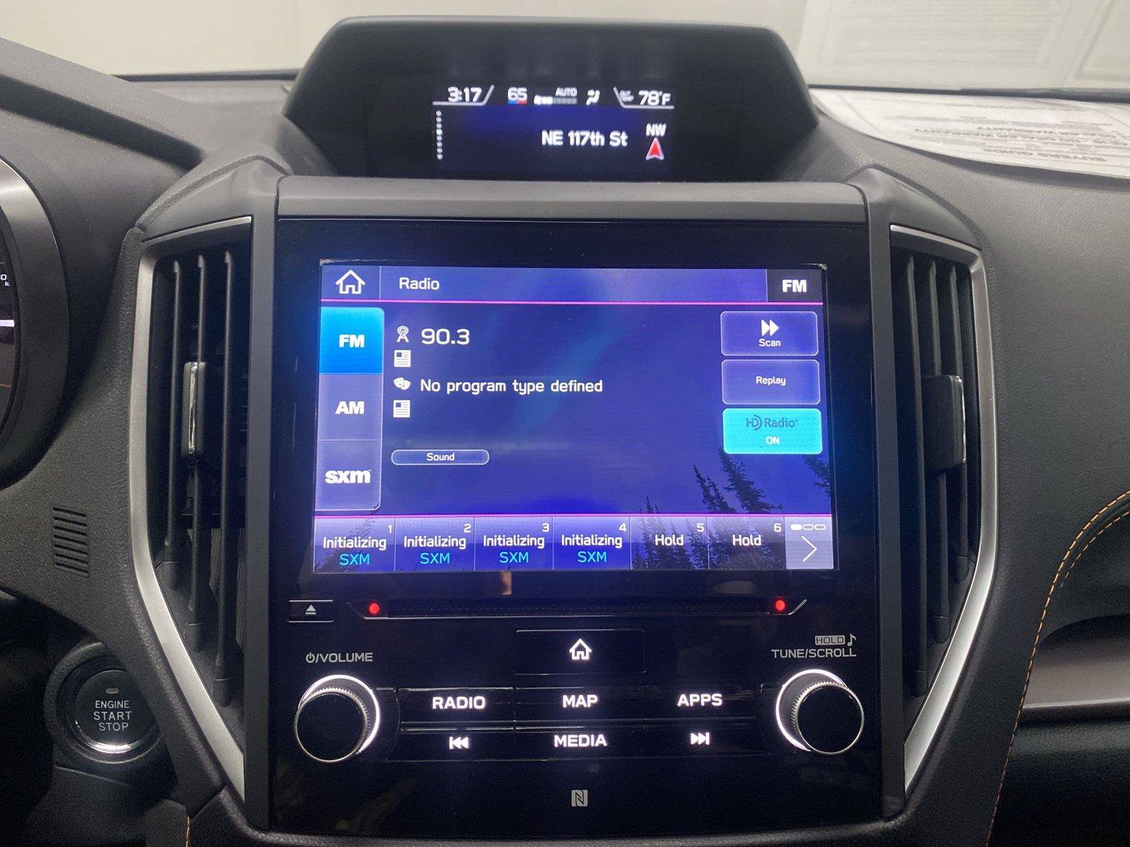 Used 2019 Subaru Crosstrek 2.0i Limited w/ Moonroof Package w/Navigation AWD/4WD image 15