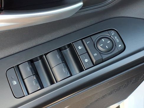 New 2026 Subaru Solterra Premium image 23