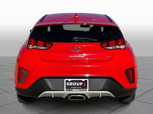 Used 2019 Hyundai Veloster 2.0 image 4