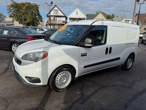 Used 2022 RAM ProMaster City Wagon image 3